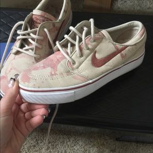 Wine’o Nike sneakers. Wine splatter print.